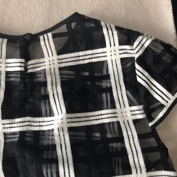 Milly Top - Picture 3 of 4